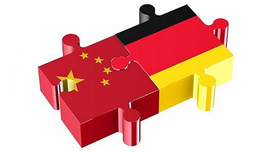 德国机器人巨头KUKA面临中国公司的收购，德国汽车业也害怕了