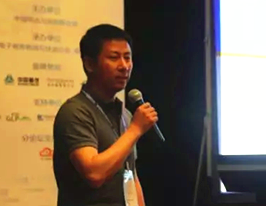 基于机器人集群的“货到人”智能仓库