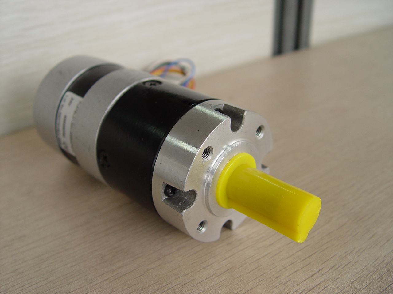 直流无刷减速电机