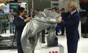 协作、至简和数字化 ——ABB机器人筑就通向“未来工厂”之路
