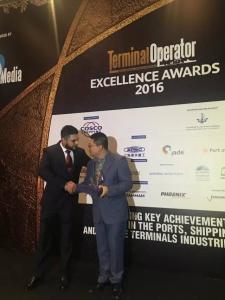 ZPMC被国外《港口运营者》杂志评为“最佳自动化码头供应商”