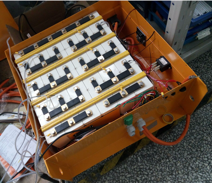24V 300Ah电池组