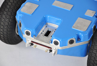 四轮差动机器人移动底盘  接口丰富 软件开源 室外巡检机器人 探险越野机器人_中国AGV网(www.chinaagv.com)