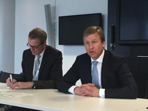 齐普策：工业4.0是人机和谐 并非一味自动化