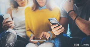 人类的创造力如何在人工智能中发挥作用？