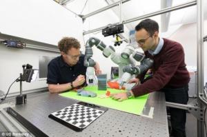 史上最敏捷机器人诞生:可迅速抓取不规则物体