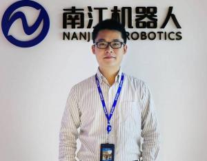 南江机器人：iAGV无轨导航创先者