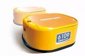 圆通分拣机器人首次亮相：萌一脸血