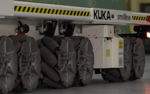 工厂里的机器人，如何做到自动驾驶和零半径转弯？