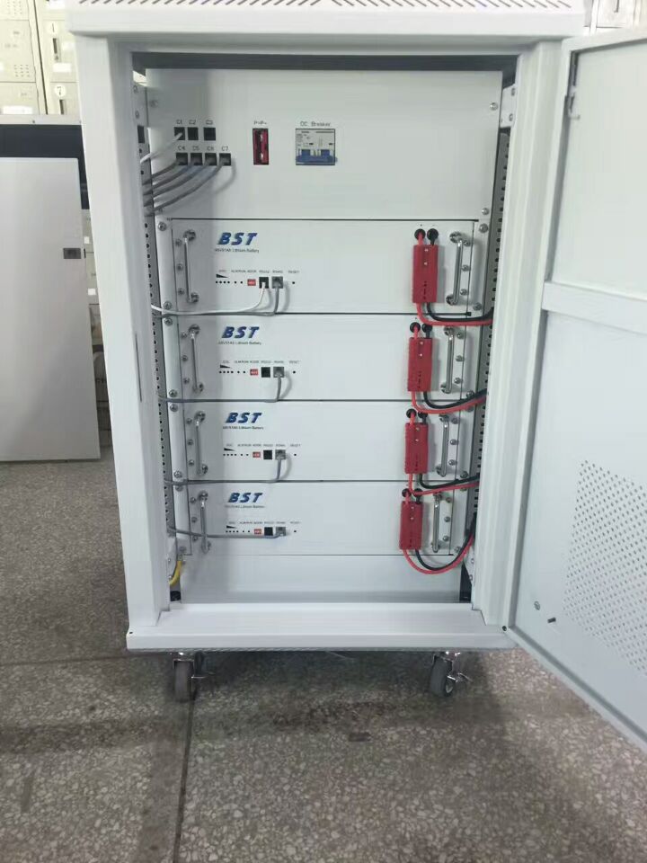 磷酸铁锂、三元锂电池生产商