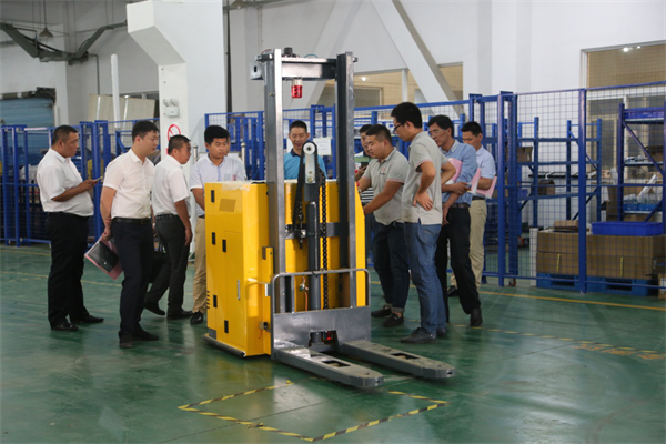 走出去、引进来、合作共赢、正逢其时——热烈欢迎战略合作伙伴佛朗斯股份同仁一行莅临我司参观交流