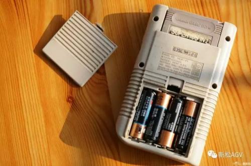 历久弥新，关于5号电池的记忆由AGV来继承