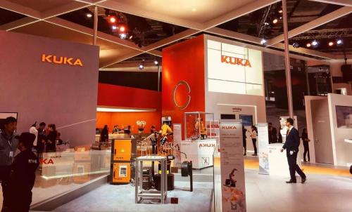 KUKA机器人：未来智能生产解决方案