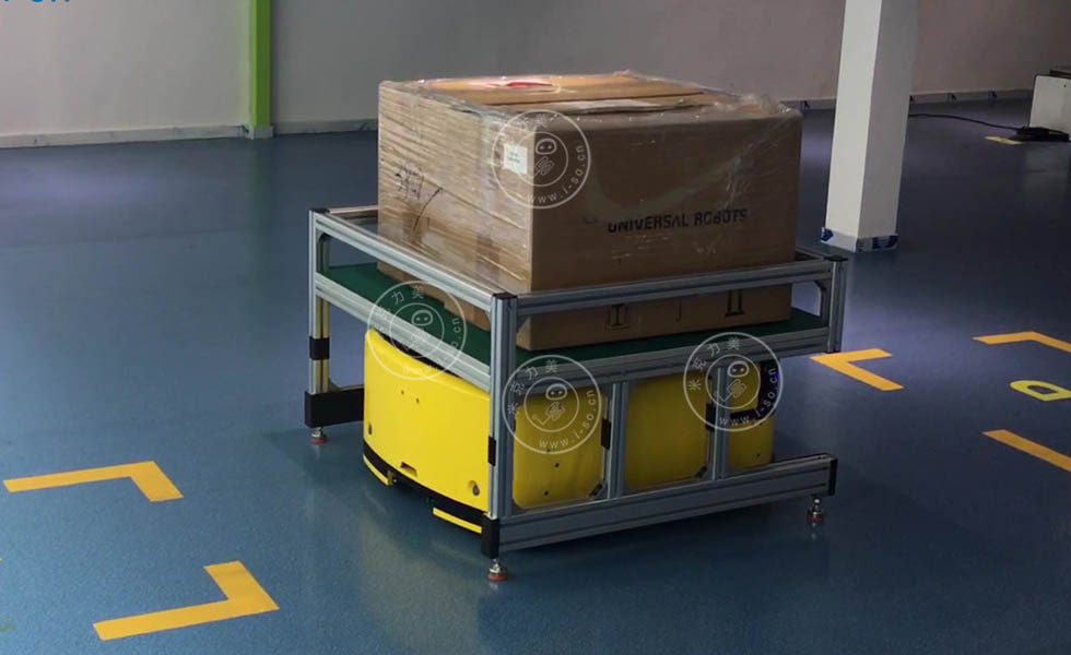 顶升无反光板激光AGV小车BW-500_中国AGV网(www.chinaagv.com) 顶升无反光板激光AGV小车BW-500_中国AGV网(www.chinaagv.com)