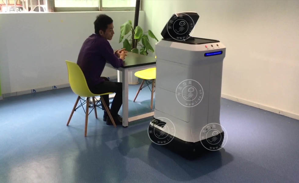 激光导航餐厅机器人M-51 robot送餐服务机器人_中国AGV网(www.chinaagv.com)