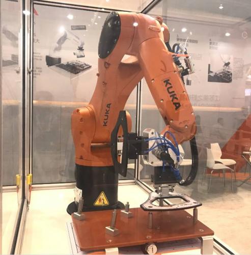 kuka:以“智”取胜，助企业弯道超车