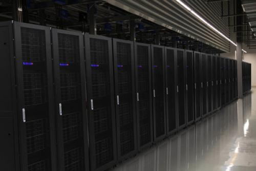 机架用AGV ：美超微推出硅谷首个3兆瓦清洁能源自动化机架整合设施