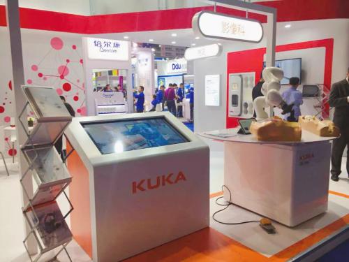 KUKA LBR Med 展示创新的应用实例