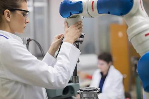 什么是协作机器人？