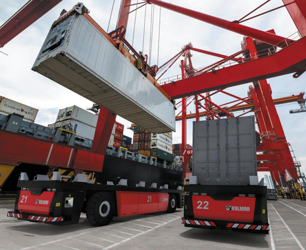 卡尔玛发布基于成熟自动化平台打造的新型高效节能FastCharge™AGV