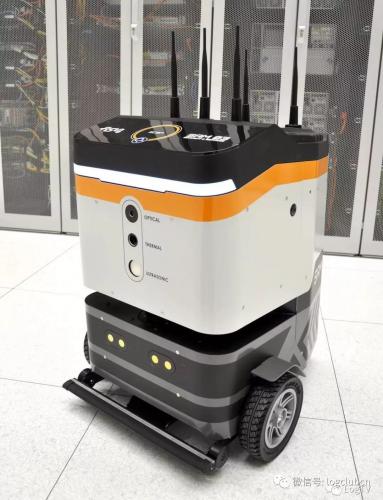 荷兰首创仓库安防机器人，比人类保安智能多了！