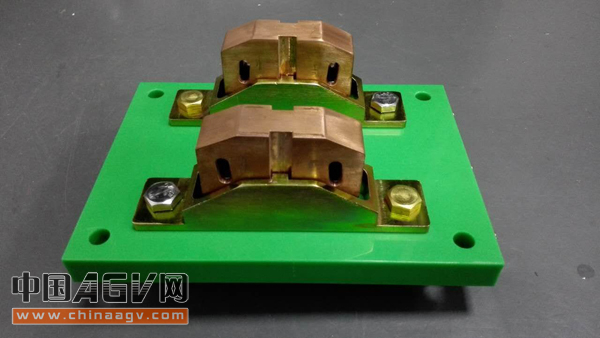 AGV幕后的黑科技——泰坦智能在线充电系统