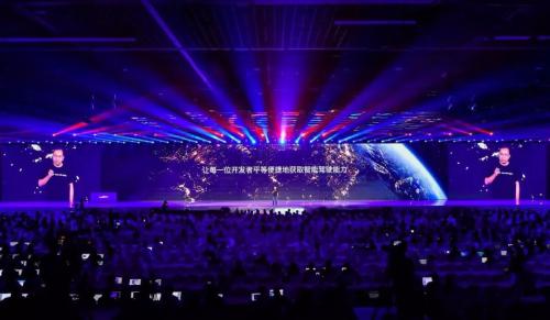 小块头大力气 ，Apollo与海航共同打造能搬运的自动驾驶物流车