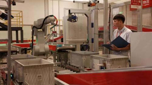 京东物流首次深度揭秘“云梯计划”，魔鬼式训练被称为“物流界MBA”