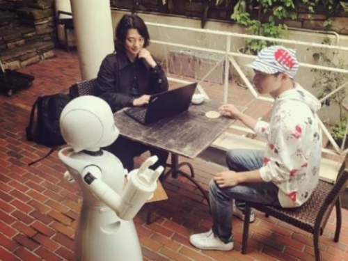 机器人为身障人士创造全新就业机会