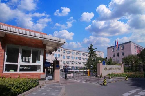 北自所携手华菱汽车打造智能工厂 