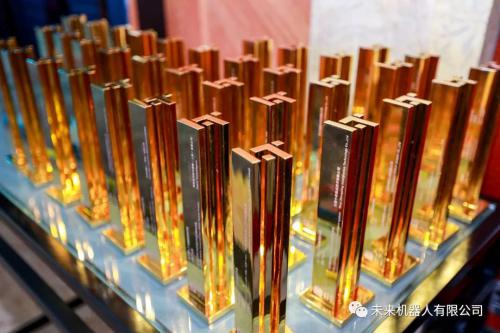 物流界的奥斯卡来袭 | 未来机器人荣获第八届中国LT创新产品奖