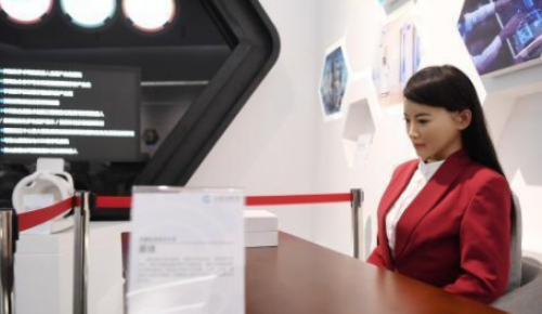 中国首个创新主题馆 各路机器人上演技能PK