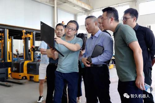 浦东新区科技和经济委员会到访智久考察