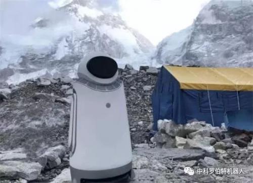 机器人成为攀登者，已成功登顶珠峰