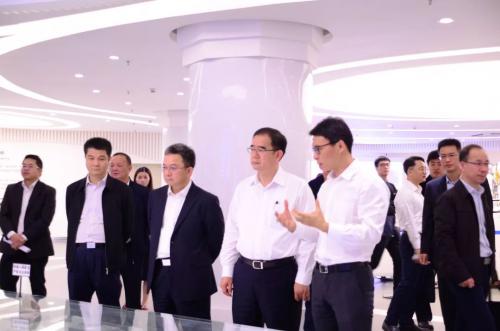 东莞市委书记梁维东莅临拓斯达调研指导
