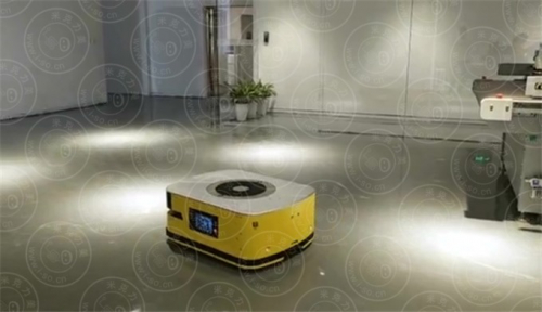 自动搬运车的优点及实际应用场景