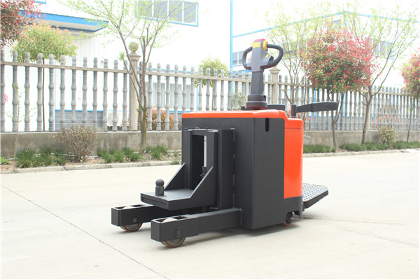 电动牵引车(承载式)EPQ-C