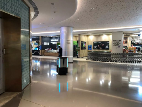 “无接触安全送餐”落地星河WORLD园区，优地机器人解决复工用餐难点