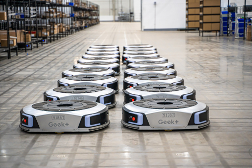 疫情启示：物流机器人如何助力企业反脆弱？