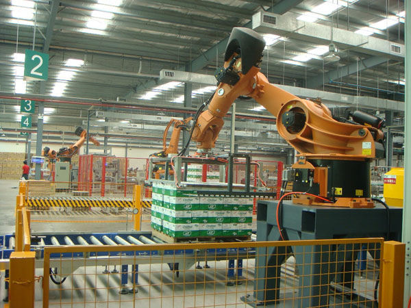 机器人码垛_中国AGV网(www.chinaagv.com) 机器人码垛_中国AGV网(www.chinaagv.com)