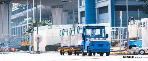 不再配置安全员，驭势完全无人驾驶车投入商业运营