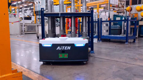 海豚之星AGV机器人助企业复工