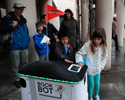 bookBot自动图书交付系统