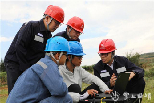 点赞！云南首款智能巡检机器人在曲靖成功开展首次高压带电巡检试验