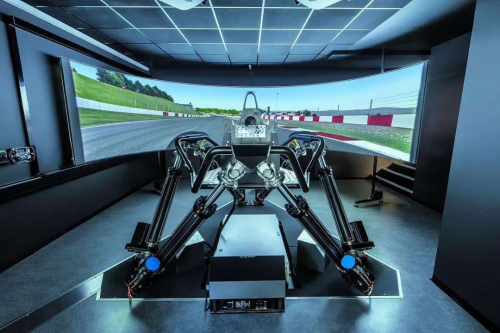 身临其境的驾驶体验 | 直驱方向盘+多轴逼真动感控制系统