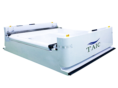 背负链板式AGV小车_中国AGV网(www.chinaagv.com) 背负链板式AGV小车_中国AGV网(www.chinaagv.com)