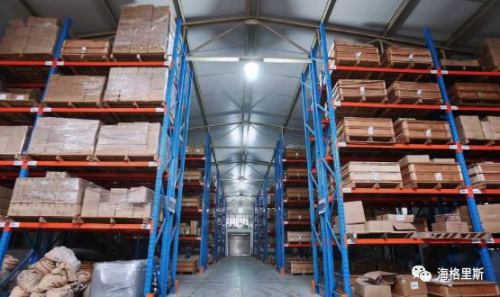 市场上最常见的托盘式密集型货架来了次PK，要不要瞧瞧