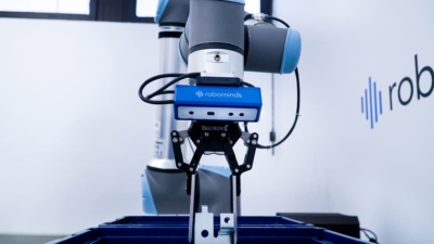 手眼协调机器人_中国AGV网(www.chinaagv.com) 手眼协调机器人_中国AGV网(www.chinaagv.com)