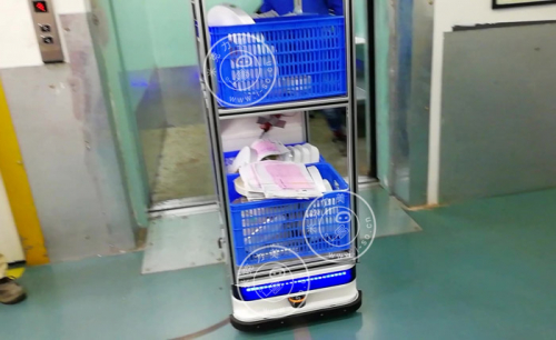 AGV小车和智能电梯交互应用