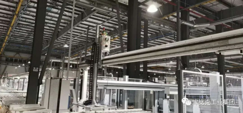 自动化上下料机械手臂介绍